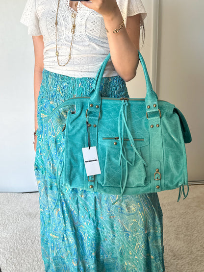 Précommande / Pre order- Édition limitée: Sac city L glossy - Turquoise